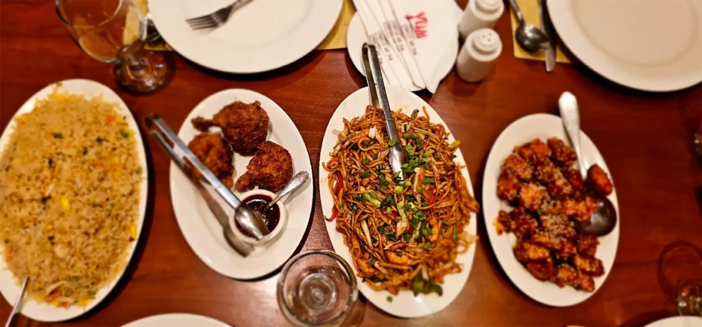 Yum! Chinese and Thai Restaurant